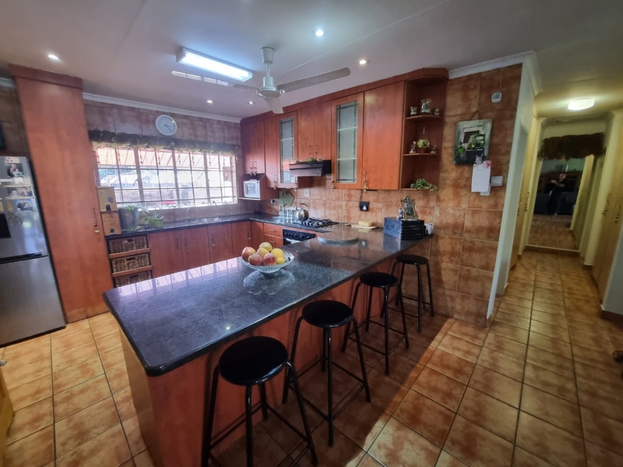 3 Bedroom Property for Sale in Oos Einde North West